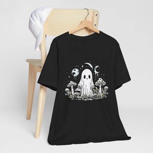 Spöklik Halloween Boho Spöke T-shirt, Bus eller Treat Cottagcore Svampar T-shirt, Söt Spöklik Fairycore Outfit, Retro Vintage Månfas T-shirt