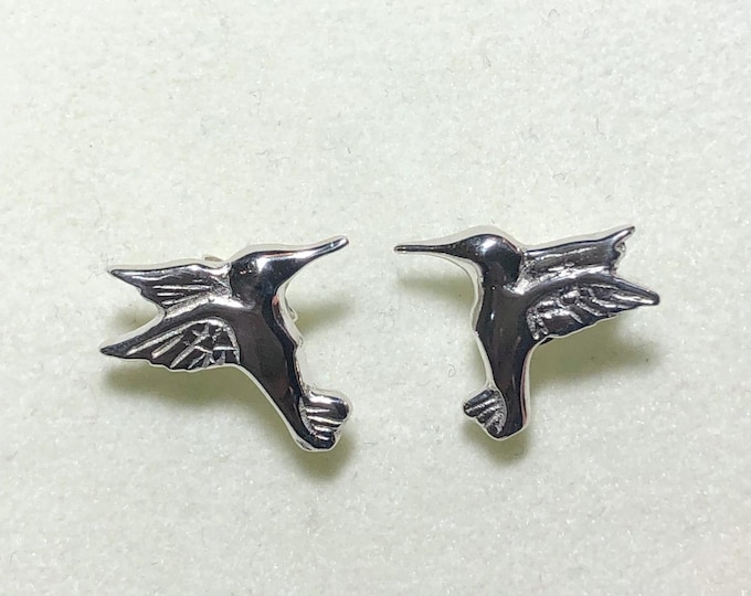 Sterling silver, Hummingbird stud earrings, Nature jewelry, wildlife, bird's lovers