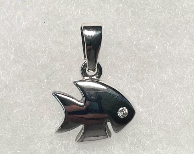 Sterling Silver Smiling Fish Pendant w/Crystal Stone Eye