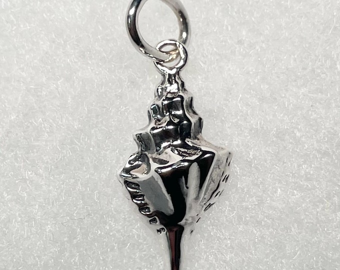 Sterling Silver Conch Shell Pendant - Sealife, marine, beach, summer jewelry