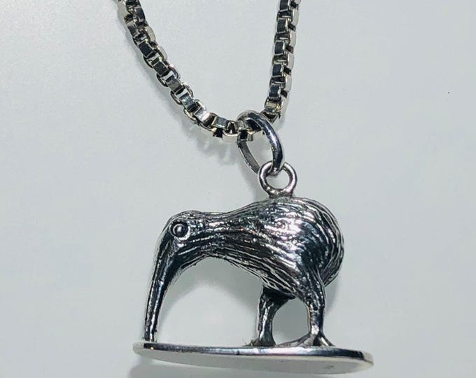 Vintage Sterling Silver Kiwi 3D pendant /necklace - New Zealand bird - nature wild jewelry