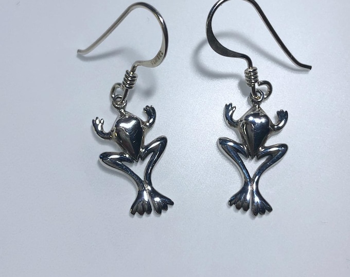 Sterling Silver Wire Earrings   Frog/Toad - heart shape - Nature Life jewelry