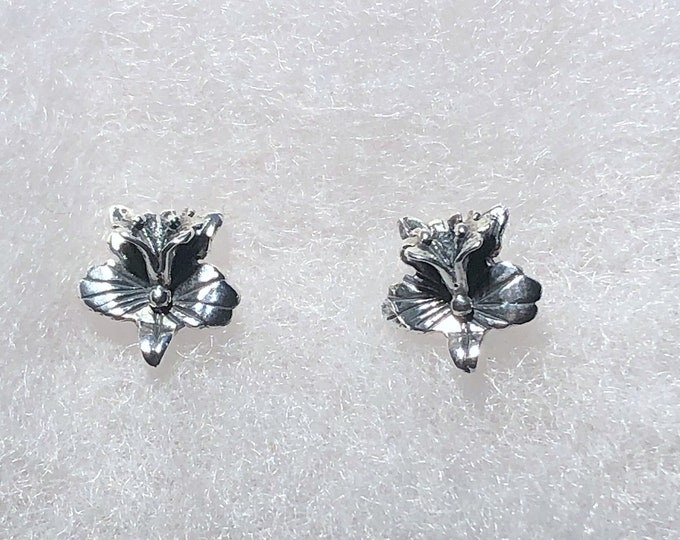 Sterling Silver Hibiscus Flower Earrings: Nature Jewelry
