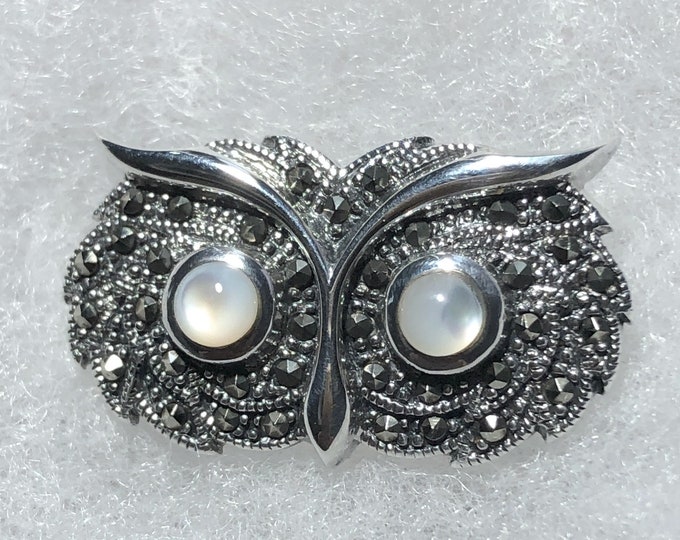 Sterling Silver Marcasite Owl Head Pin, Wildlife jewelry, bird brooch