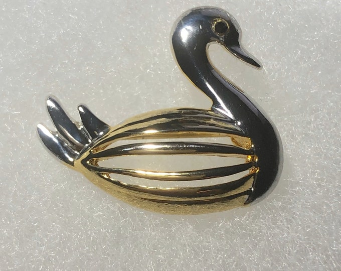 Vintage Two Tone Duck, Fashion Pin, Wildlife Jewelry, Bird, Brooch