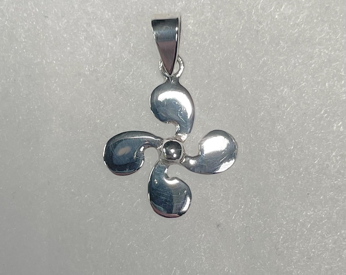 Sterling Silver Nautical/Boat Propeller Pendant
