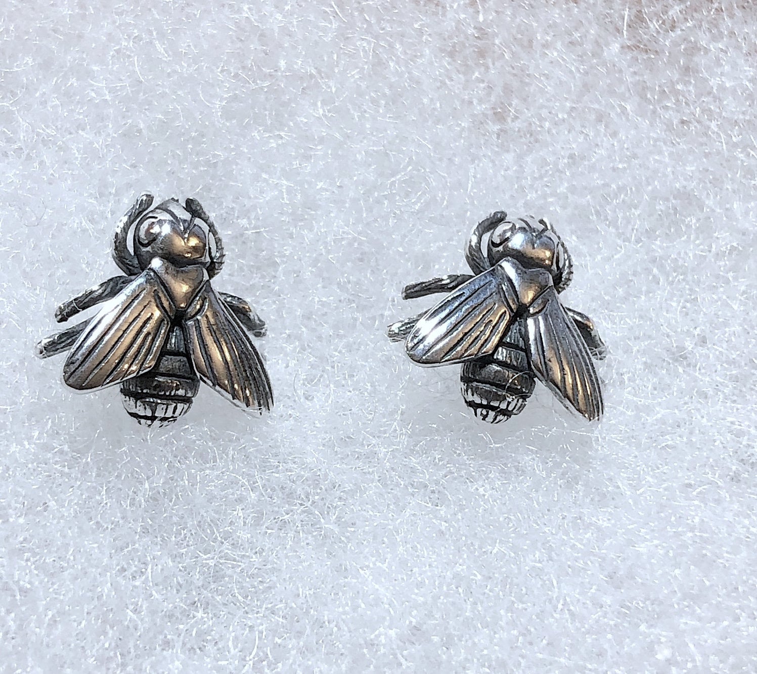 Orecchini A Bottone In Argento Sterling A Forma Di Mosca: Gioielli Minimalisti A Forma Di Insetto - Italia - Foto 4