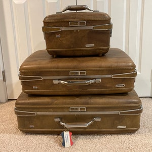 Vintage 80&#39;s American Tourister Hard Shell Luggage