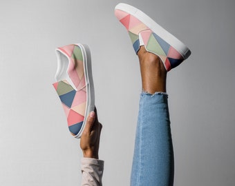 Women’s slip-on canvas shoes with geometric pattern