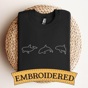 Embroiderederd Orca Sweatshirt, Orca Outline Minimalist Jumper, Nautical Whale Sweatshirt, Ocean Sweatshirts, Embroidered tshirt Orca,