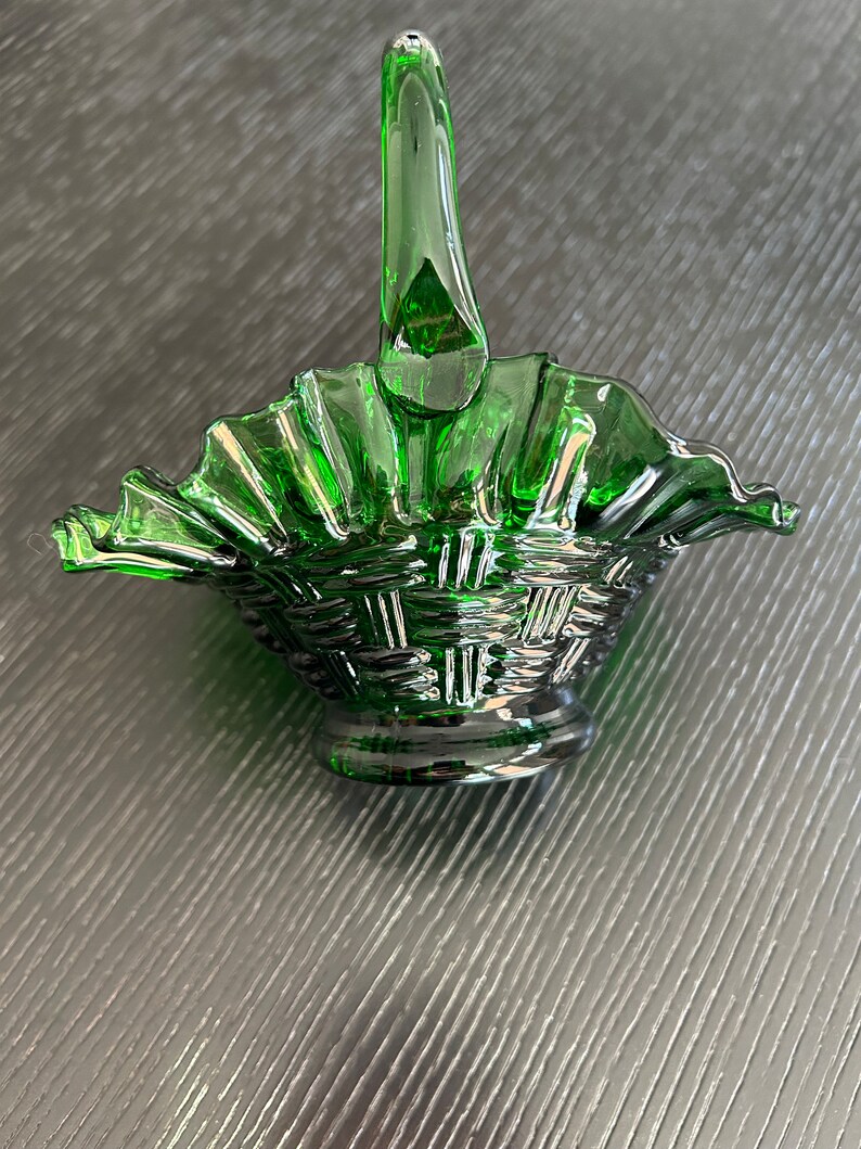 Emerald Green Vintage Art Glass Basket Etsy