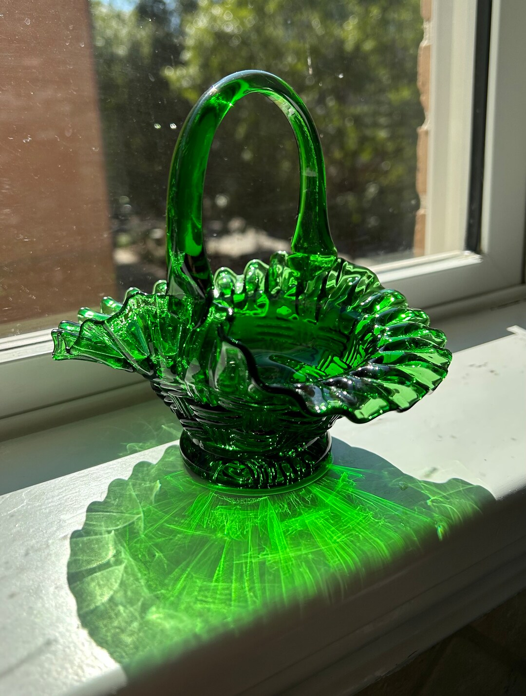 Emerald Green Vintage Art Glass Basket Etsy