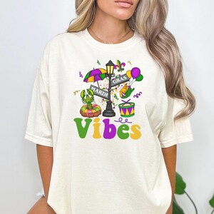Comfort Color® Mardi Gras Vibes shirt, New Orleans King Cake tee, Fat Tuesday Shirt, Mardi Gras Crawfish, Mardi Gras Outfit,Mardi Gras group
