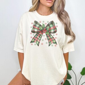 Comfort Colors® Christmas shirt, Vintage Christmas Bow Tshirt, holiday Coquette bow shirt, womens oversized christmas tee, festive xmas tees