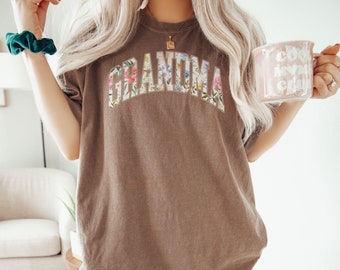 Comfort Colors® Vintage Floral Grandma tshirt, Grandma TShirt, Strong Woman Shirt, gift for mothers day, Cottagecore Grandma tee,Women's tee
