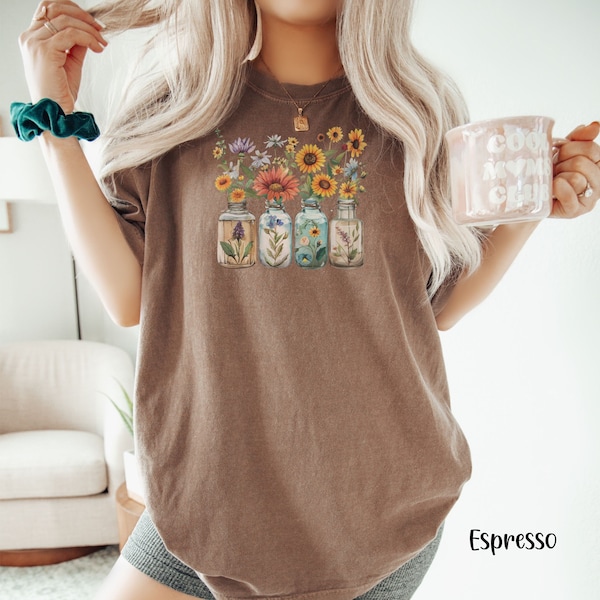 Comfort Colors® Floral tee, Floral T-shirt, Vintage bottle shirt, vintage floral tshirt, cottagecore tshirt, Sunflower tee, womens oversized