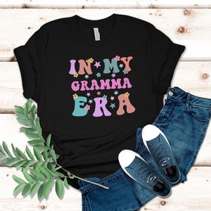 Gramma era shirt, Funny Gramma Shirt, In my Gramma Era, Retro floral gramma shirt, gift for Gramma, Custom In my era shirt, best gramma tees