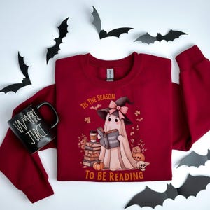 Halloween reading sweatshirt, Reading ghost sweatshirt, Book lover pullover, Fall spooky ghost crew, spooky reader crewneck, bookish sweater