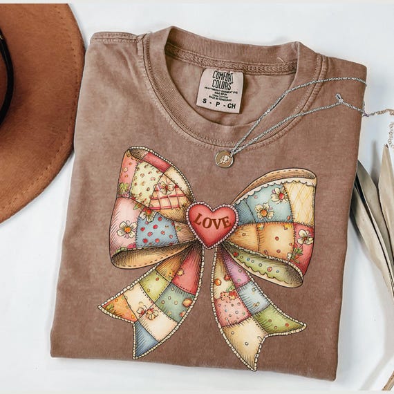 Comfort Colors® patchwork bow Shirt, Heart tshirt, XOXO Tee, patchwork quilt shirt, quilter tee, Gift for Her, Cute Valentines Day Shirt
