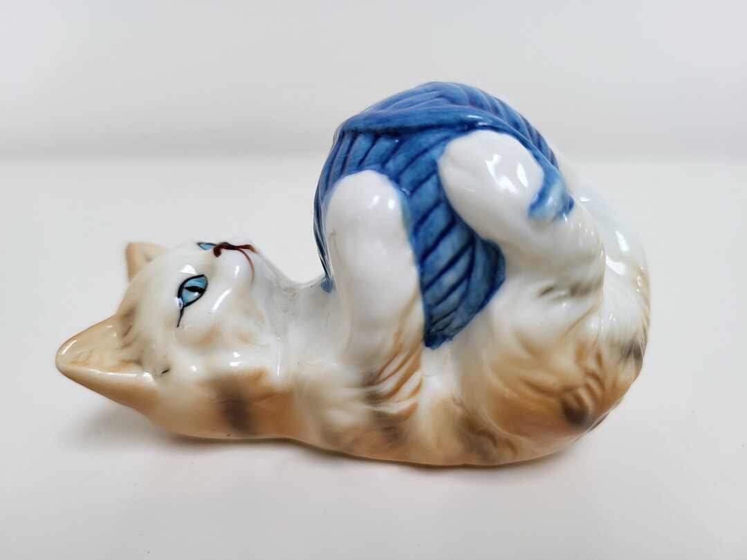 Roly Poly Porcelain Cat Figurine. - Etsy
