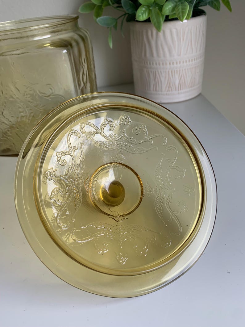 Vintage Federal Amber Glass Cookie Jar with Lid, Madrid Pattern, Depression Glass Canister, 1930s Glass Canister imagem 10