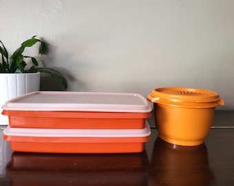 Vintage Tupperware Kitchen Storage Containers, Tupperware #816 Rectangle Storage with lid, Tupperware #886 Round Storage with Lid, 1970s