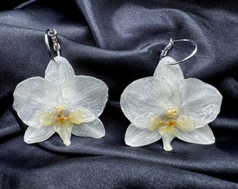 Exquisite Ivory Cream White REAL ORCHID Earrings, Elegant & Stunning, Silver Plated Hypoallergenic Hoops, Orchid Lovers Gift, Bridal Jewelry