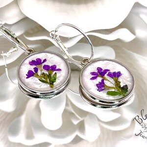 Real Periwinkle Flower Earrings: Pearl Shimmer, Silver Hoops