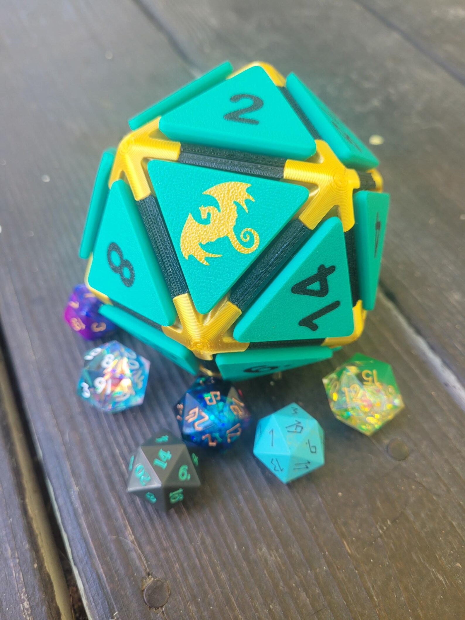Clicky D20 Fidget Dice | DND Desk Toy | Mechanical Fidget Clicker ...