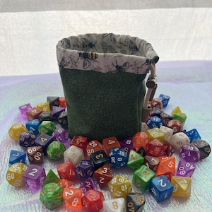 Bag of Holding... Bees! | Apprentice Series | Beginner Dice Bag Holds 8-10 Sets