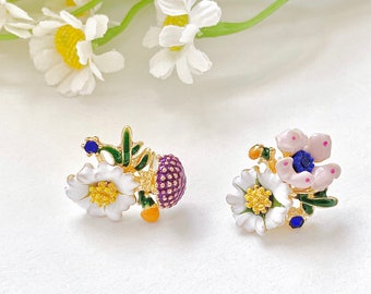 Mismatched Wildflower Earrings Kawaii Earrings Cottagecore Daisy Earrings Delicate Flower Earrings Cute Enamel Earrings 70s Style Earrings