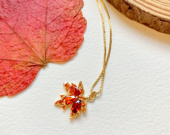 Maple Leaf Necklace & Earring Set Zircon Necklace Cottagecore Dainty Necklace Delicate Necklace Birthday Gift for Her Gift for Mom Vintage