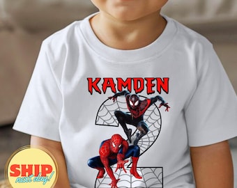 Spersonalizowana koszulka urodzinowa z motywem Pająka i Przyjaciół