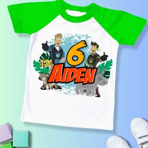 ワイルドフレンズバースデーTシャツ、クラッツテーマパーティー、子供向けワイルドパーソナライズシャツ、ギフトバースデーシャツ、ファミリーTシャツカスタム/ラグランシャツWL04