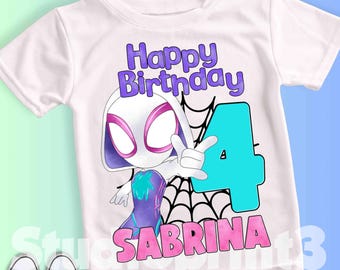 Spindelinspirerad födelsedags-T-shirt, Spindeln och hennes vänner-temafest, personlig skjorta, presentfödelsedagsskjorta, familjetröjor SY48