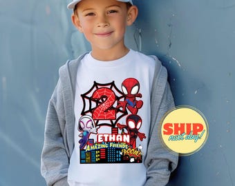 Camiseta personalizada de aniversário com tema de aranha, ideal para festa temática de amigos ou para a família.
