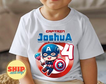 Maglietta personalizzata per il compleanno di un supereroe, regalo fantastico, maglietta personalizzata per la famiglia, tutti i colori, tutte le taglie, maniche corte, a 3/4 e lunghe raglan AV17