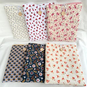 Pochette à livre molletonnée motif fleurs, housse de protection, protège-livres pour grand livre et livre de poche avec bouton, étui à livre