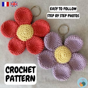 Crochet pattern - pdf tutorial - crochet pattern with photos - flower key chain - flower key chain - English and French