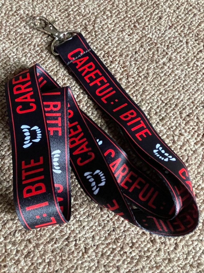 Careful, I Bite Lanyard Vampire Astarion Badge Lanyard with Clasp zdjęcie 5