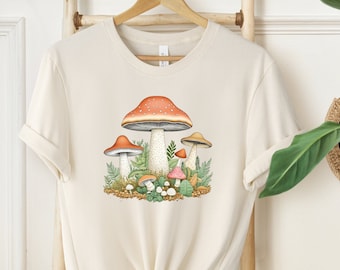 Mushroom Shirt, Magic Mushroom T-Shirt, Botanical Shirt, Aesthetic Mushroom Shirt, Cottagecore, Nature Lover Mushroom Tee, Fungus Shirt