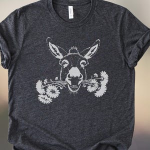 Camiseta de burro, camiseta floral de burro, camiseta de burro adorable con flores, camiseta gráfica estilo cottagecore vintage, regalo para amantes de los burros