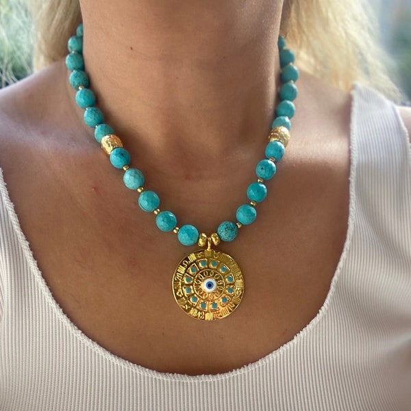 Collier de perles turquoises, médaillon en or mauvais œil, grand collier de pierres précieuses pendentif pour femme, cadeau d'anniversaire unique, collier d'été fait main