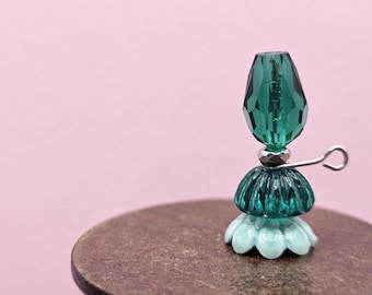 Emerald  Isle Oil Lamp Hand Made Scale 1:24 1/2 Dollhouse Miniatures