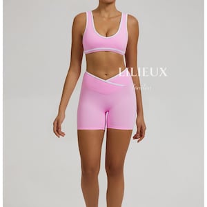 2 Piece Workout Set for Women – Scoop Neck Sports Bra & Crossover Waist Biker Shorts Set  | Contour Seam, V Waist, Color Contrast Activewear