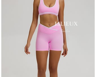 Completo da allenamento da donna in 2 pezzi: reggiseno sportivo con scollo a barchetta e pantaloncini da ciclista con vita incrociata / cuciture sagomate, vita a V, abbigliamento sportivo a contrasto di colore