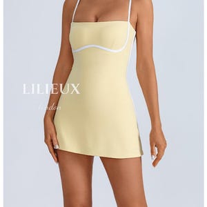 Vestido de tenis amarillo con sujetador incorporado y shorts – Falda deportiva para golf