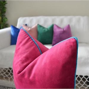 Cuscino in velluto rosa fucsia con bordino interno o a contrasto, cuscino fucsia Casei, federe europee rosa shocking fucsia con rifinitura, SOLO FODERA