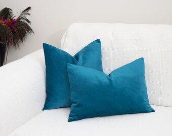 TEAL BLUE Velvet Accent Pillow, Plain Velvet Teal Throw Pillow, Any Size Marine Teal Blue Cushion, Teal Lumbar Pillow, Teal Body Cushion