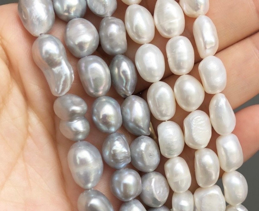 10 Natural Freshwater River Pearls. 17cts Total. Rare Loose All